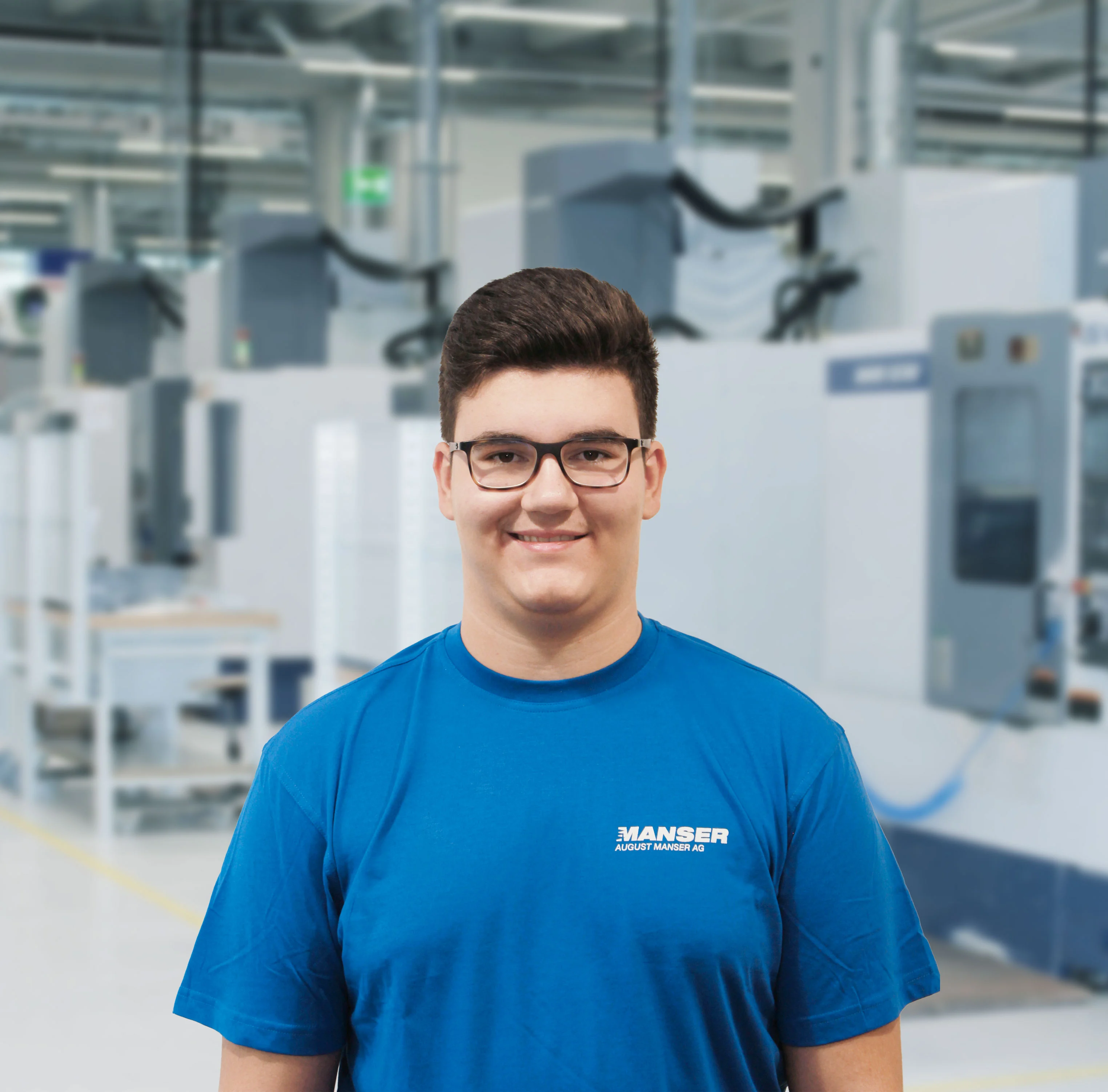 We would like to wish a warm welcome to our new trainee, Florian Kuci.