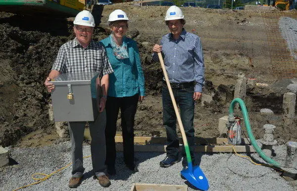 Press article on the groundbreaking ceremony for the Kesselbach plant
