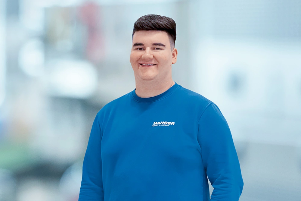 Congratulations to Florian Kuci on successfully completing his traineeship.